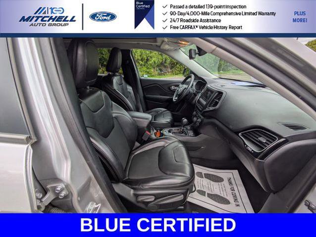 Used 2019 Jeep Cherokee Latitude Plus AWD/4WD image 33
