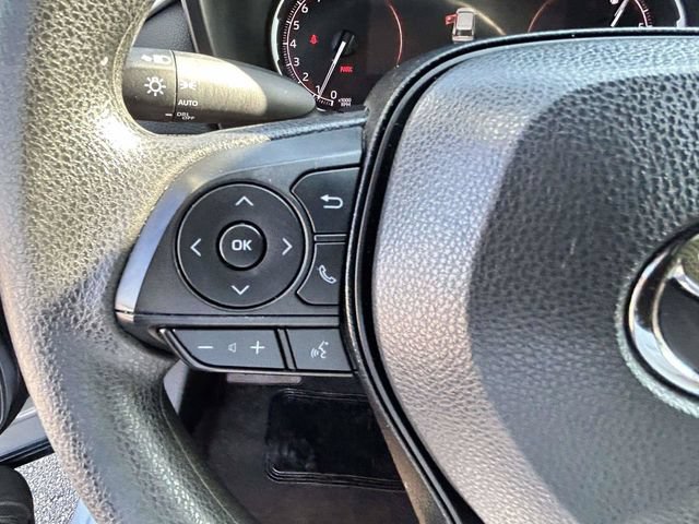 Used 2024 Toyota RAV4 XLE FWD image 8