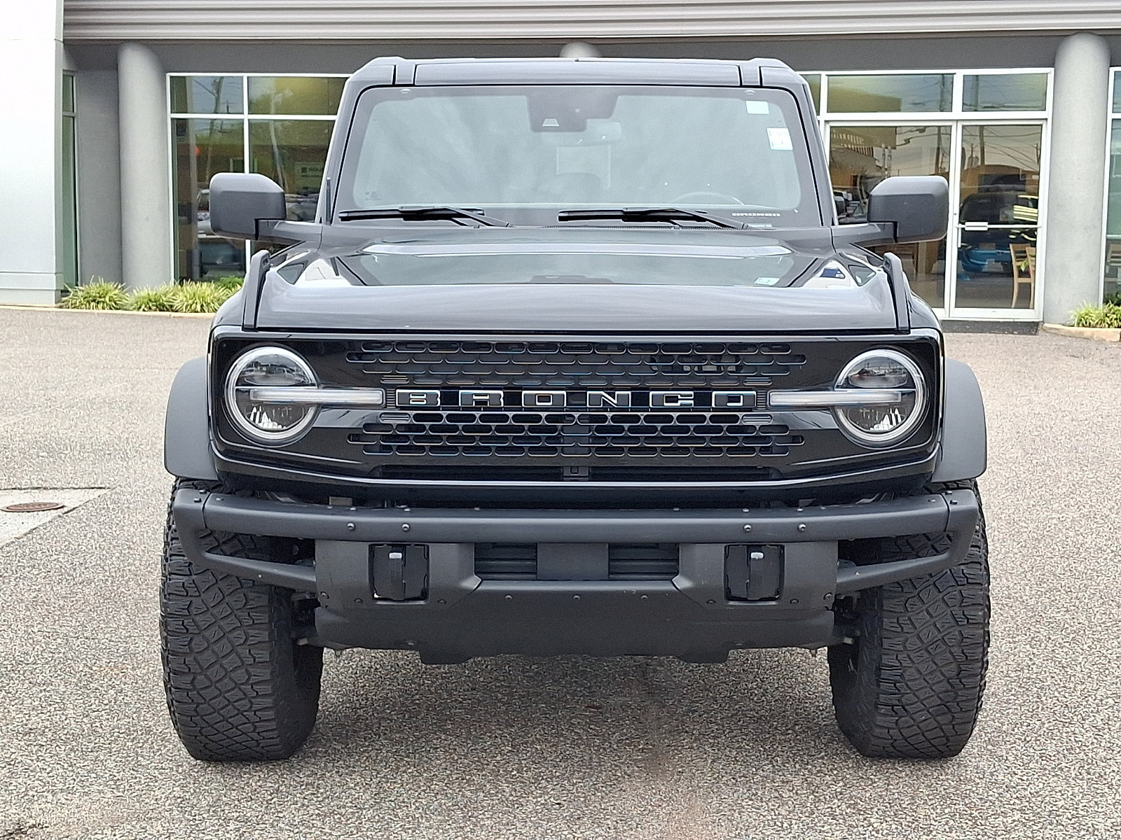 Certified 2024 Ford Bronco Wildtrak AWD/4WD image 3