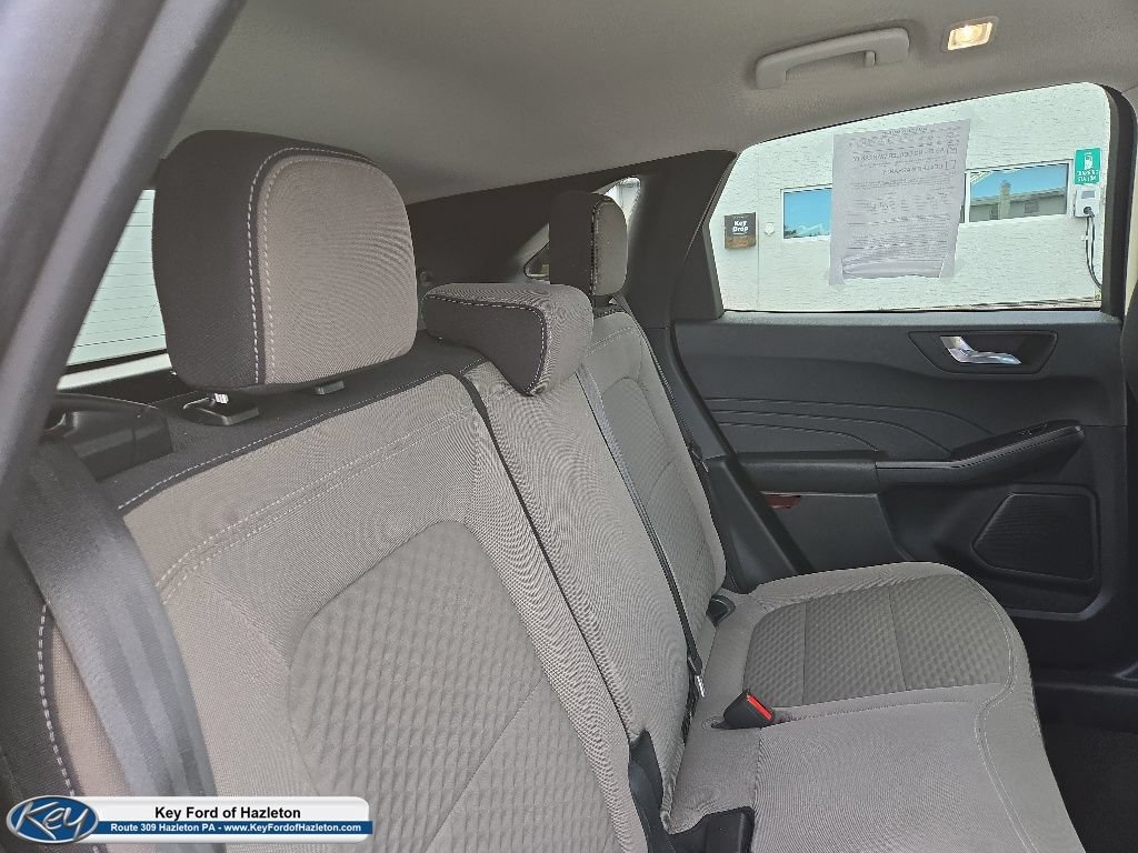 Certified 2021 Ford Escape SE w/ Cold Weather Package AWD/4WD image 44