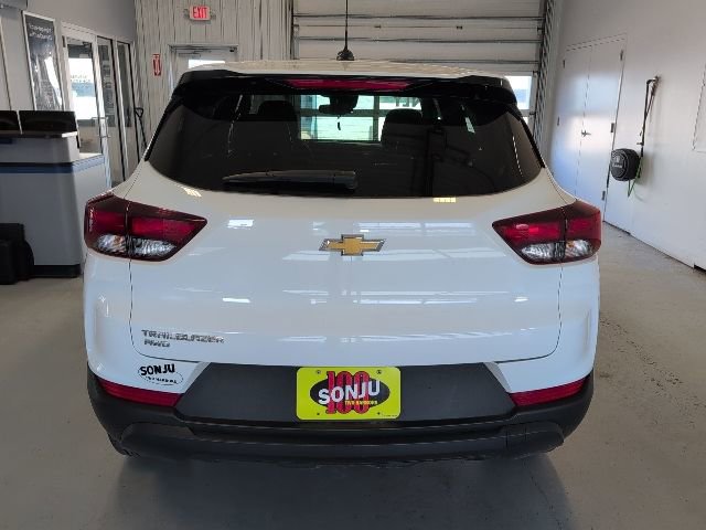 Certified 2025 Chevrolet TrailBlazer LS w/ LS Convenience Package AWD/4WD image 4