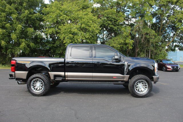 Certified 2023 Ford F250 King Ranch w/ Tremor Off-Road Package AWD/4WD image 14