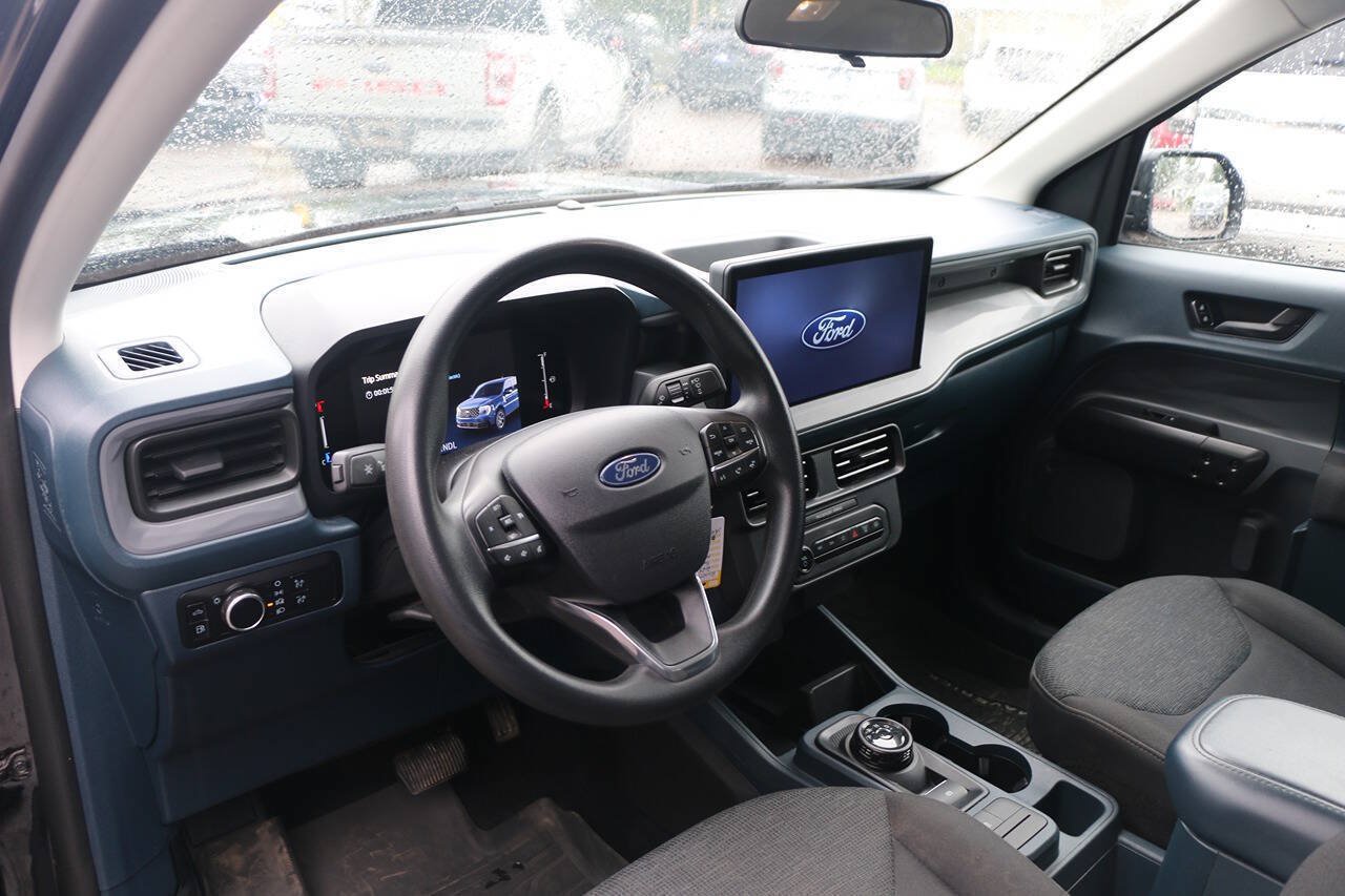 Certified 2025 Ford Maverick XL FWD image 28