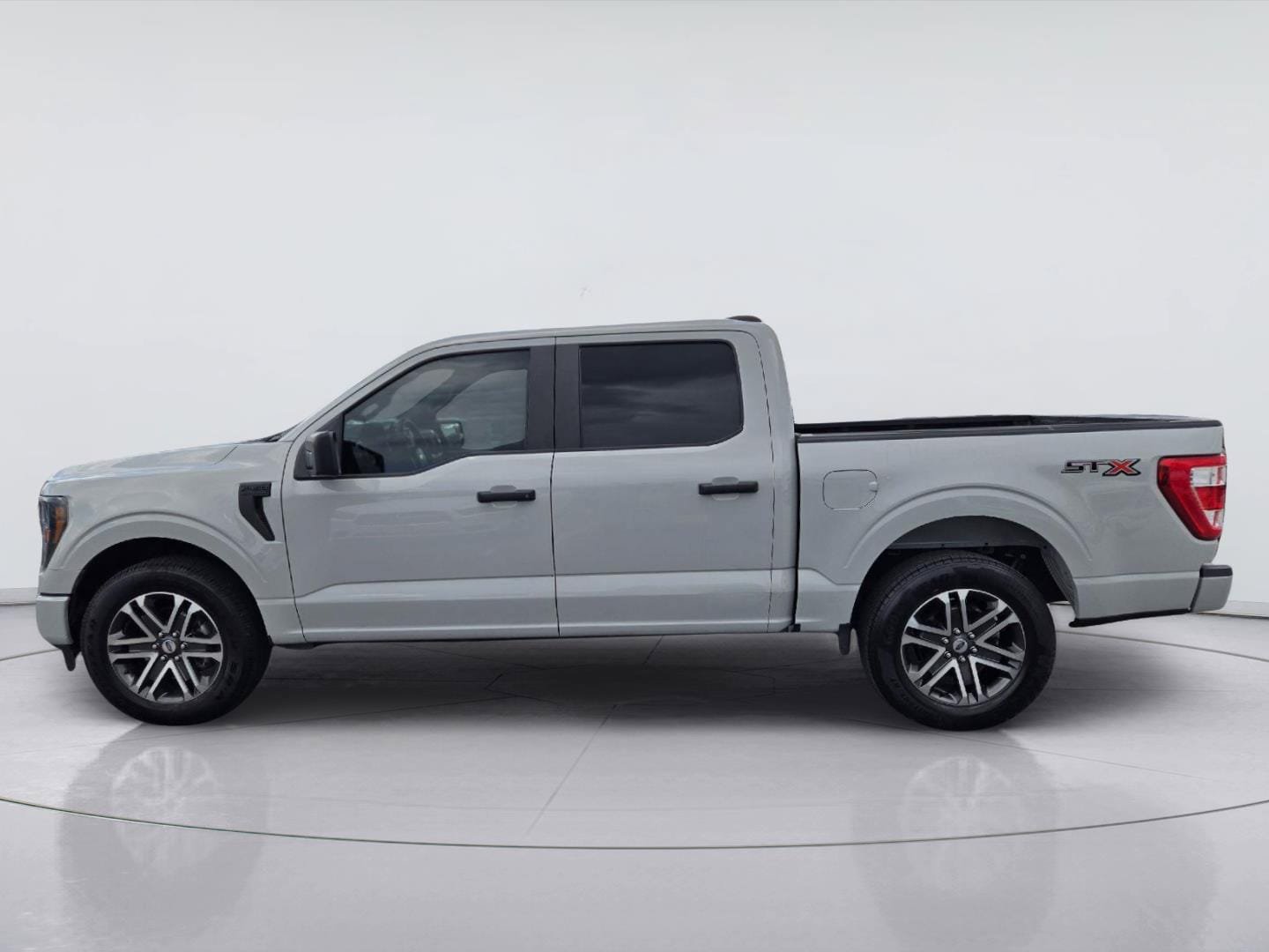 Certified 2023 Ford F150 XL w/ STX Appearance Package RWD image 5