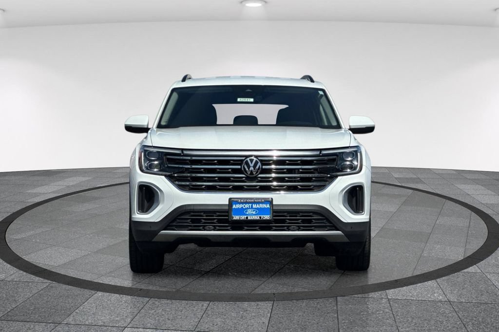 Used 2024 Volkswagen Atlas SE AWD/4WD image 11