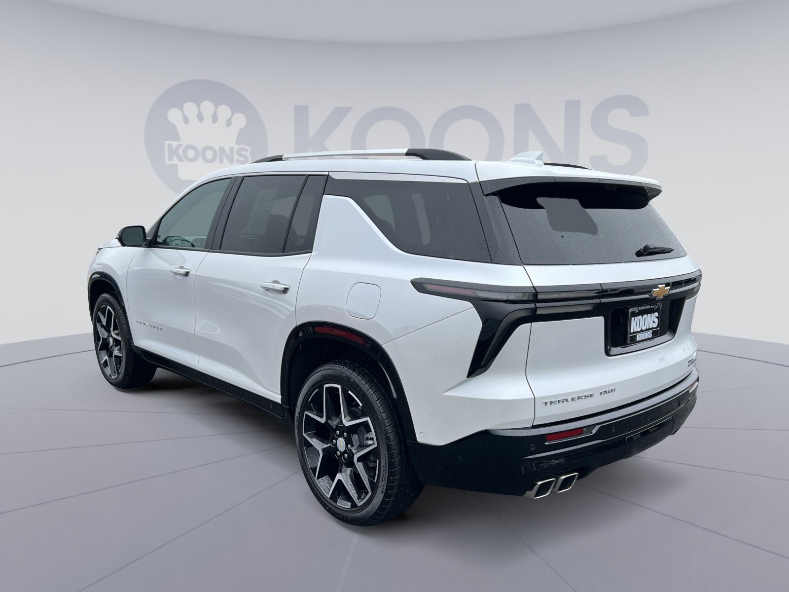 Used 2025 Chevrolet Traverse High Country AWD/4WD image 14