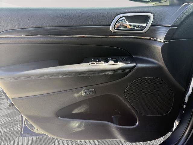 Used 2020 Jeep Grand Cherokee Limited X AWD/4WD image 16