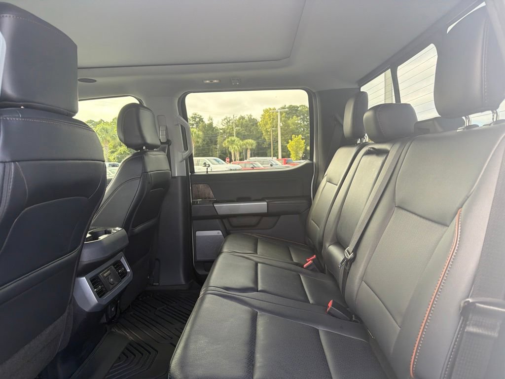 Certified 2025 Ford F250 Lariat w/ Lariat Ultimate Package AWD/4WD image 15