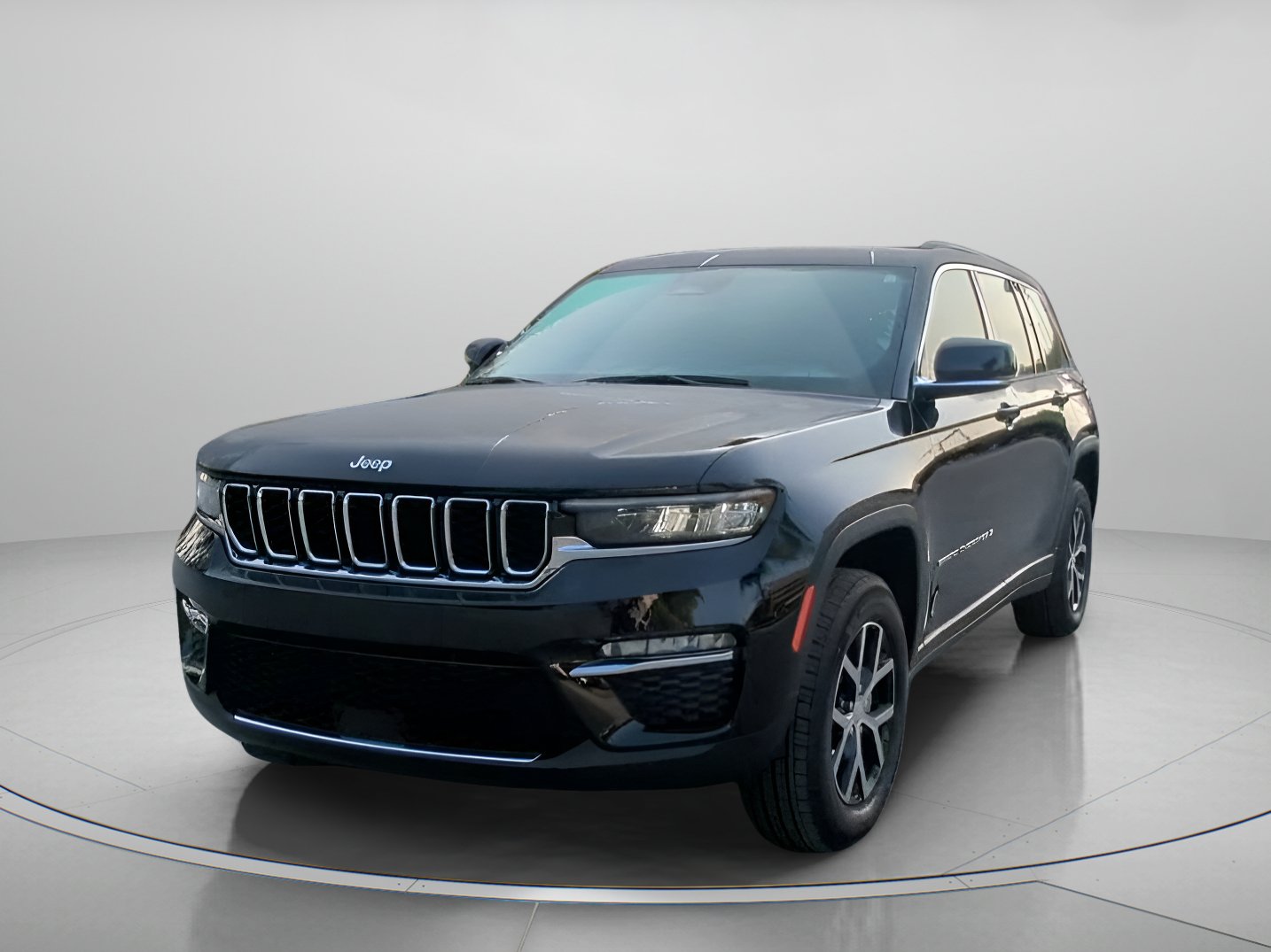 Used 2025 Jeep Grand Cherokee Limited AWD/4WD image 11