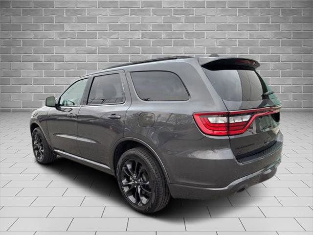 Used 2025 Dodge Durango GT AWD/4WD image 3
