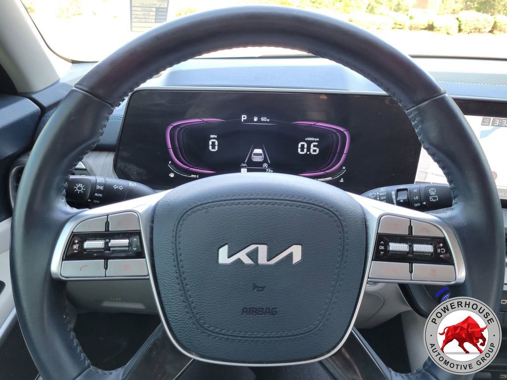Used 2024 Kia Telluride EX w/ EX Captain's Chair Package image 36