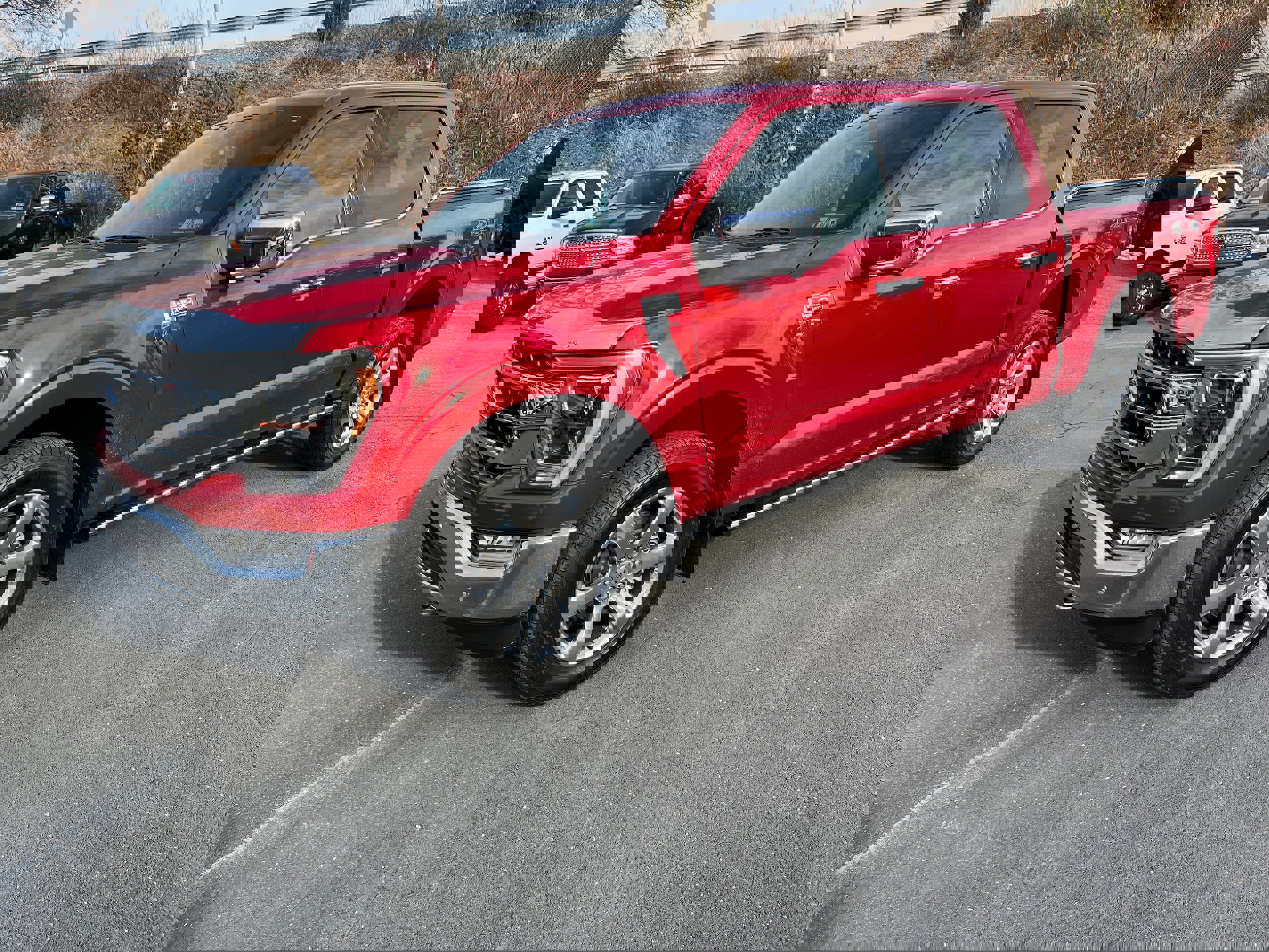 Certified 2023 Ford F250 Lariat w/ Chrome Package image 3