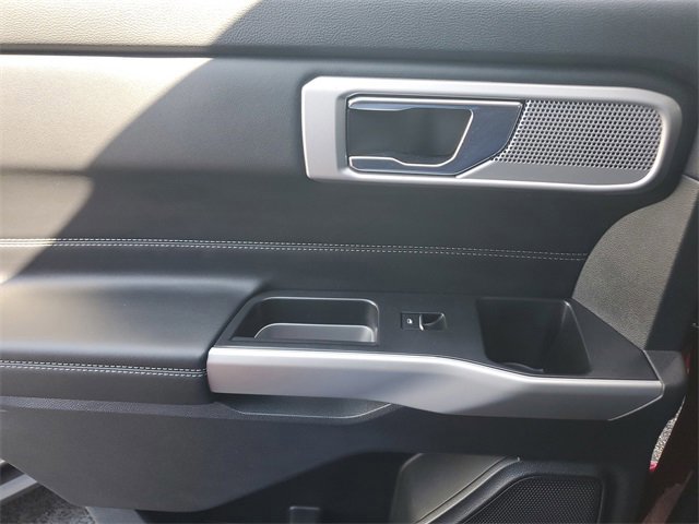 Certified 2021 Ford Explorer Limited w/ Hybrid Equipment Group 310A image 19