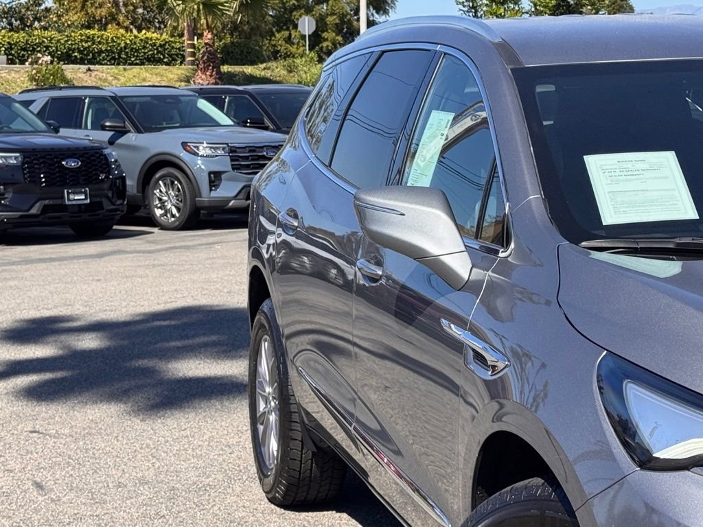 Used 2024 Buick Enclave Premium image 5