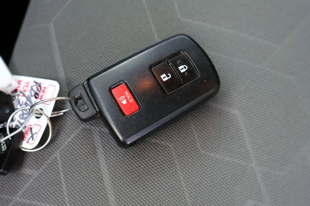 Used 2022 Toyota Tacoma TRD Sport AWD/4WD image 36