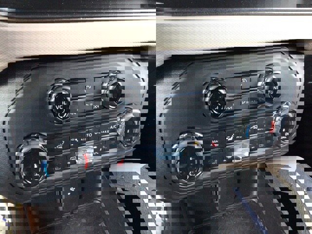 Certified 2022 Ford Bronco Big Bend image 17