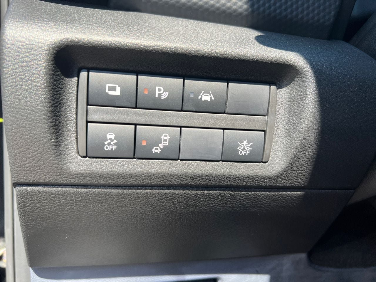 Used 2022 Nissan Kicks S FWD image 30
