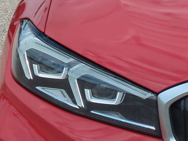 Used 2024 BMW 330i Sedan w/ Premium Package RWD image 10