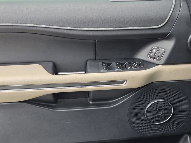 Certified 2022 Ford Expedition XLT RWD image 22