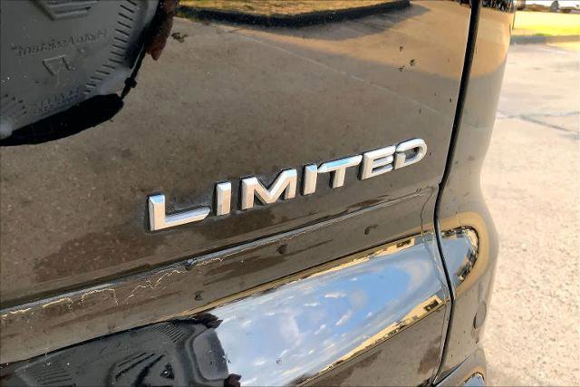 Used 2025 Toyota Crown Signia w/ Advanced Technology Package image 12