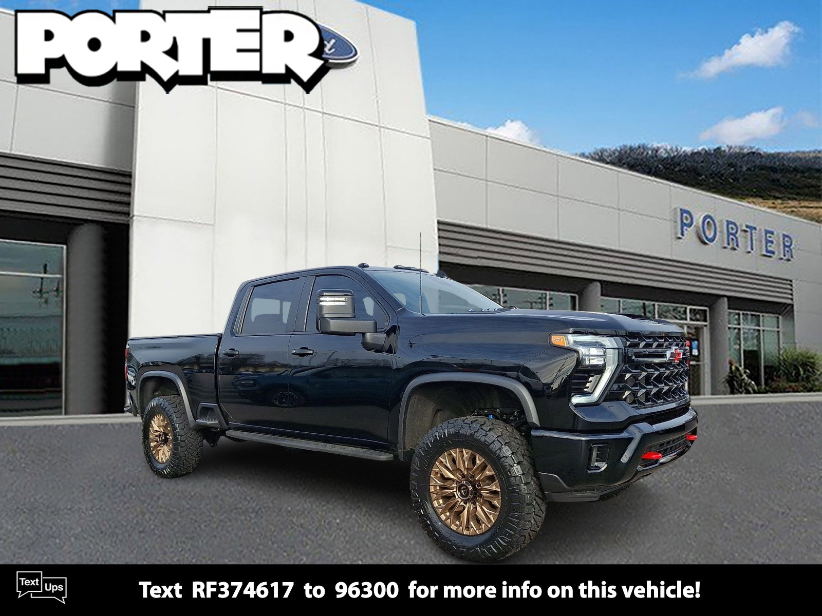 Used 2024 Chevrolet Silverado 2500 ZR2 w/ Snow Plow Prep/Camper Package image 1