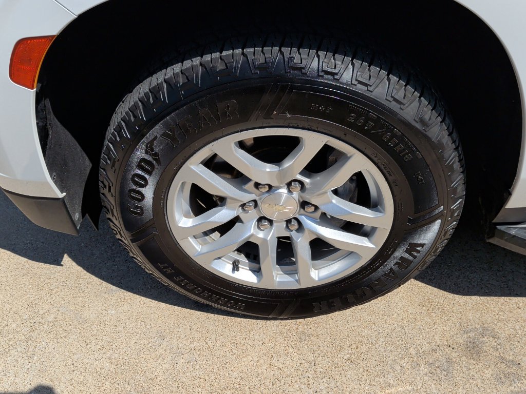 Used 2022 Chevrolet Tahoe LS w/ Driver Alert Package RWD image 34