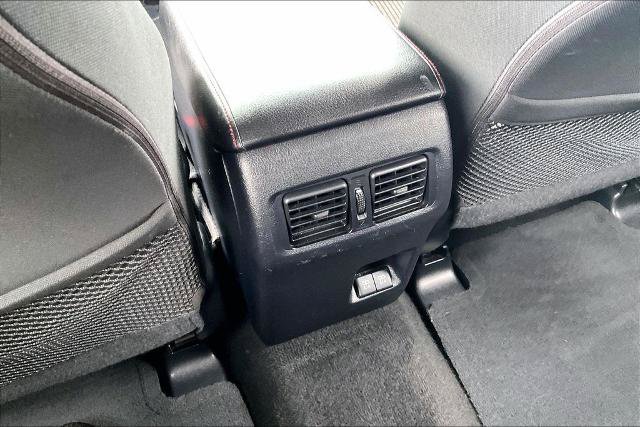 Used 2022 Toyota 4Runner TRD Off-Road AWD/4WD image 32