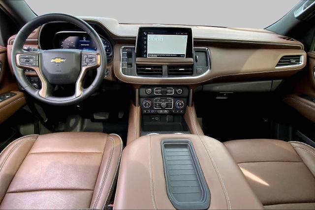 Used 2023 Chevrolet Tahoe High Country AWD/4WD image 16