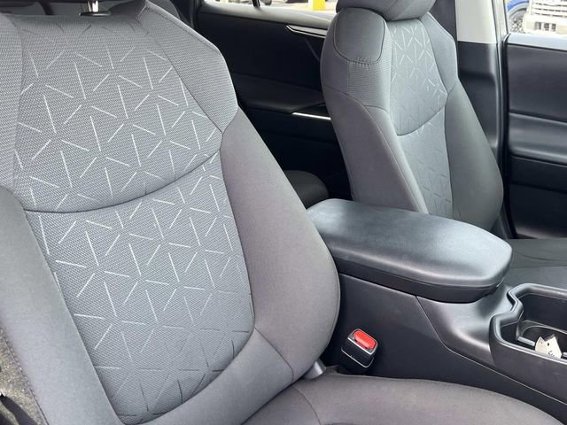 Used 2024 Toyota RAV4 XLE image 24