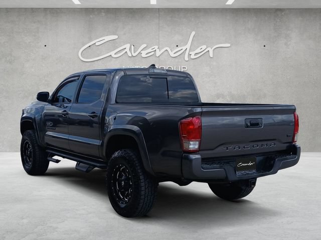 Used 2017 Toyota Tacoma TRD Sport w/ Tow Package RWD image 15