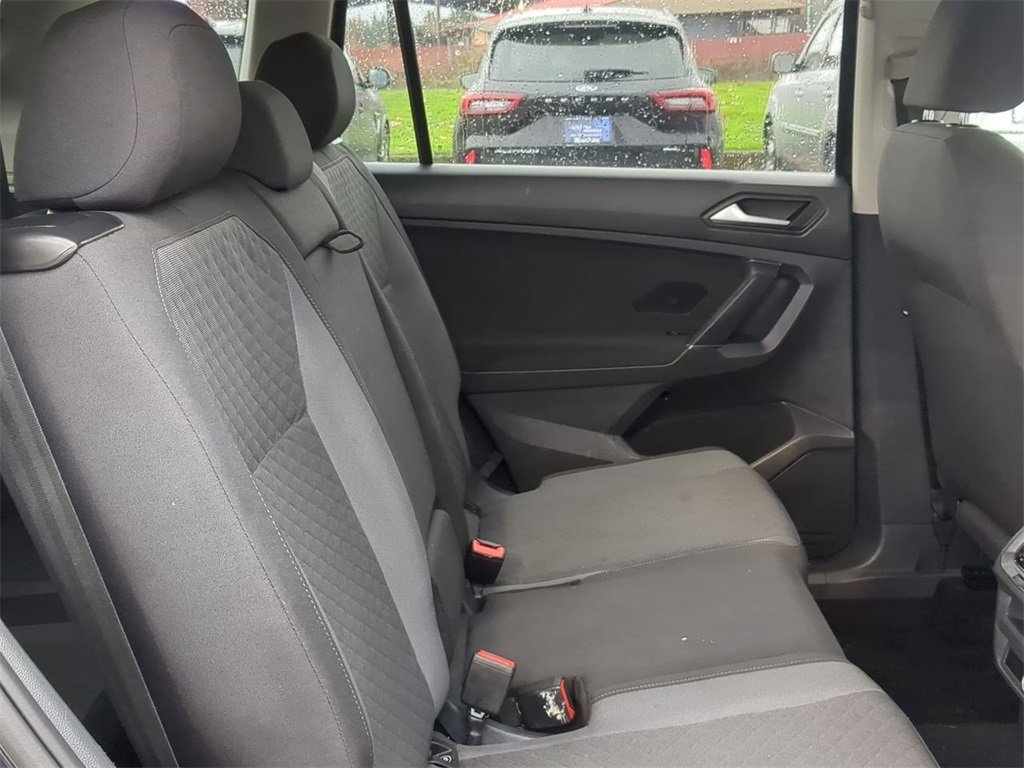 Used 2020 Volkswagen Tiguan S image 24