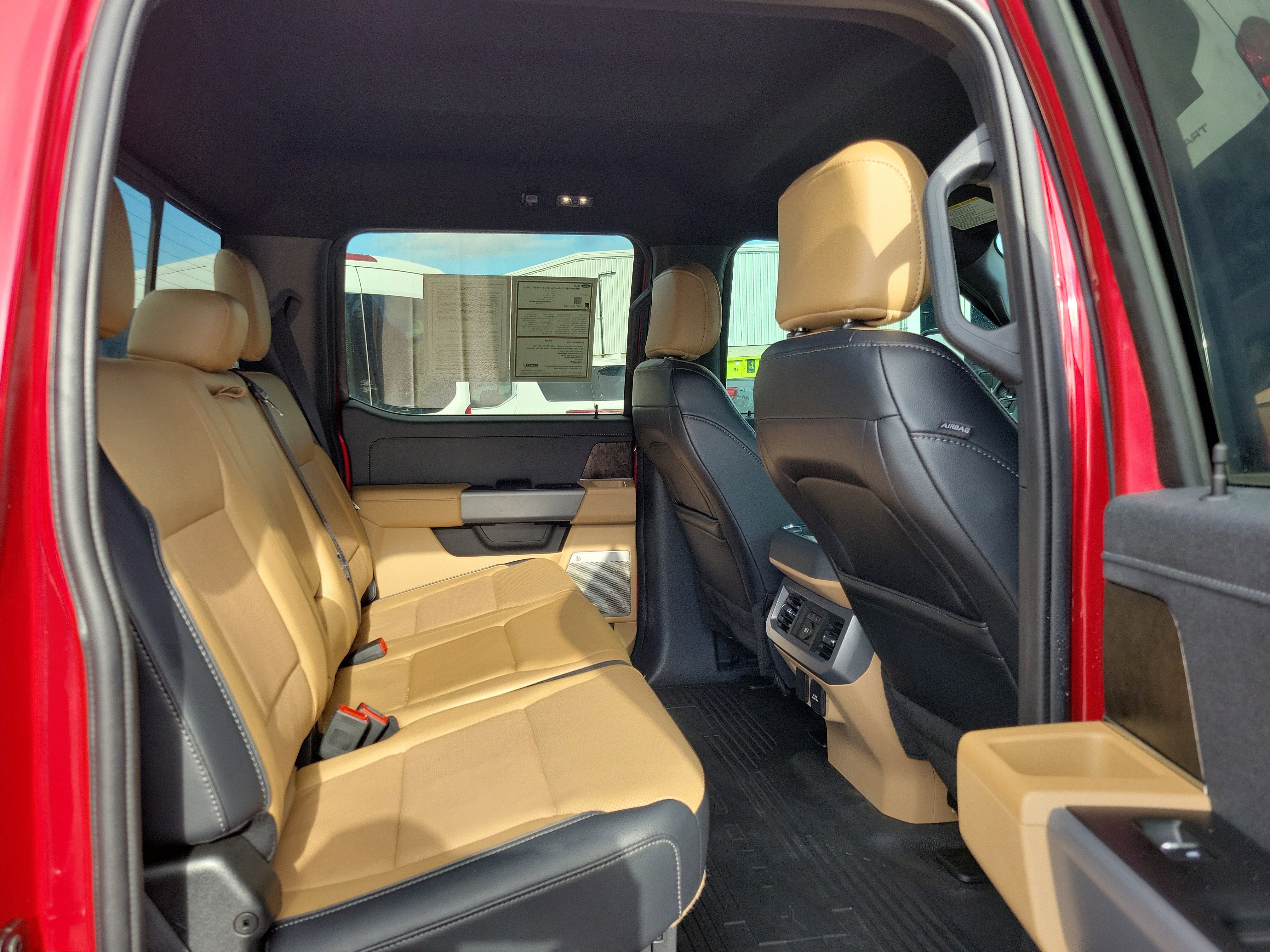 Certified 2024 Ford F250 Lariat w/ Sport Appearance Package image 27