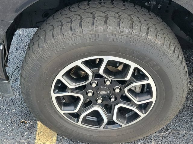 Certified 2022 Ford F150 XLT w/ Equipment Group 302A High AWD/4WD image 8