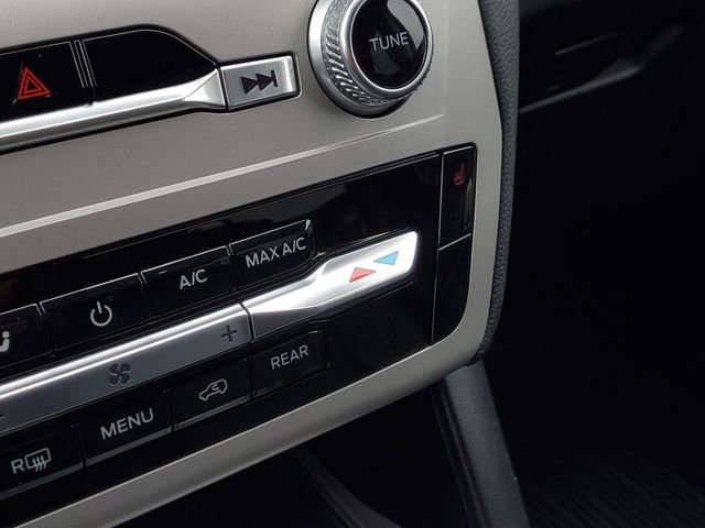 Certified 2023 Ford Explorer XLT w/ Equipment Group 202A image 23