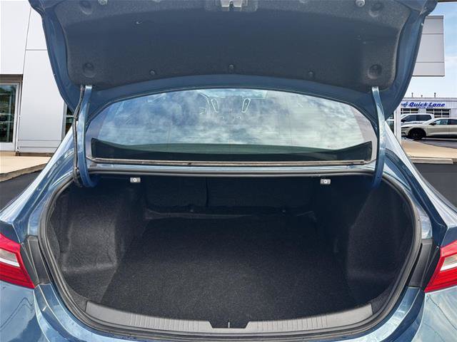 Used 2025 Chevrolet Malibu LT FWD image 16