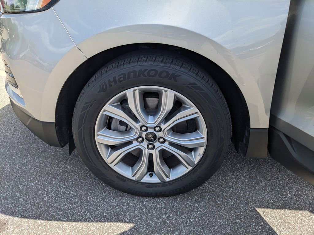 Certified 2024 Ford Edge Titanium image 36