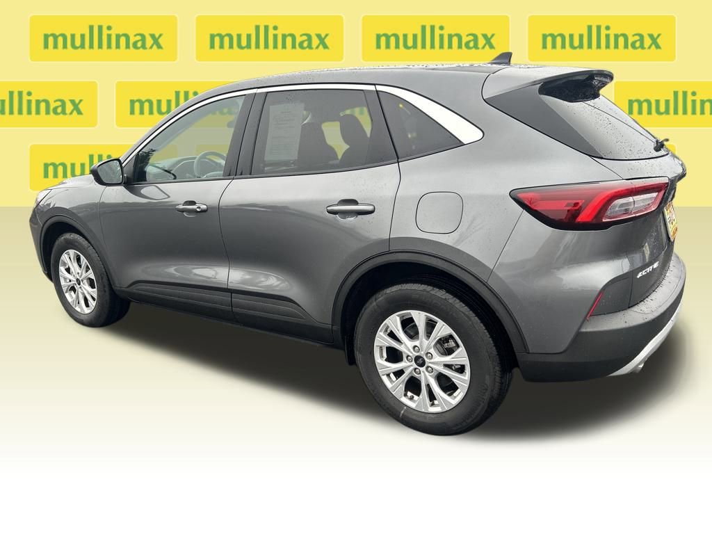 Certified 2023 Ford Escape Active image 11