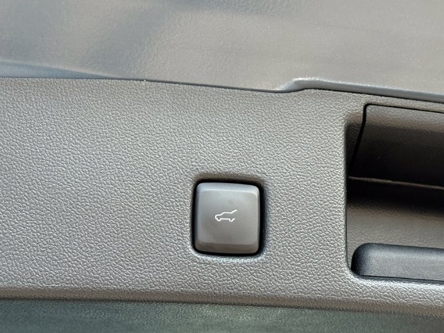 Certified 2023 Ford Escape ST-Line w/ Tech Pack #1 AWD/4WD image 28