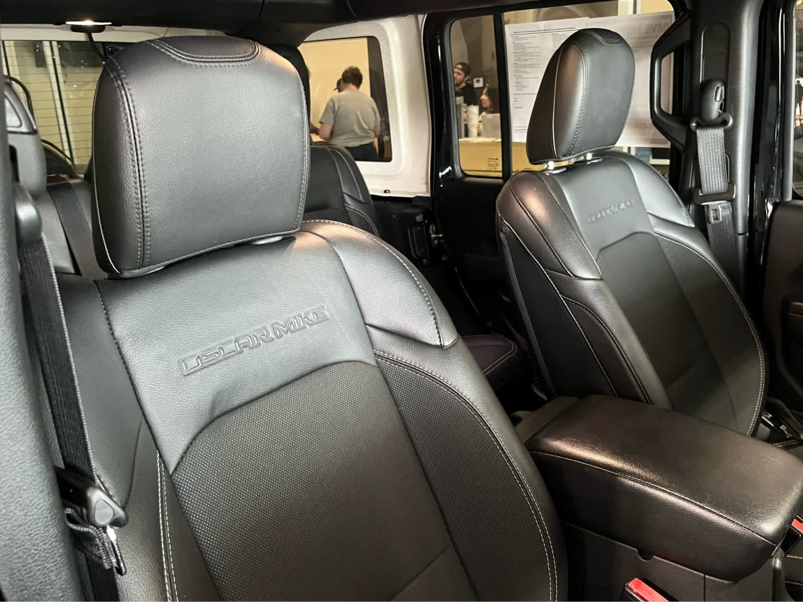 Used 2023 Jeep Wrangler Unlimited Sport AWD/4WD image 36