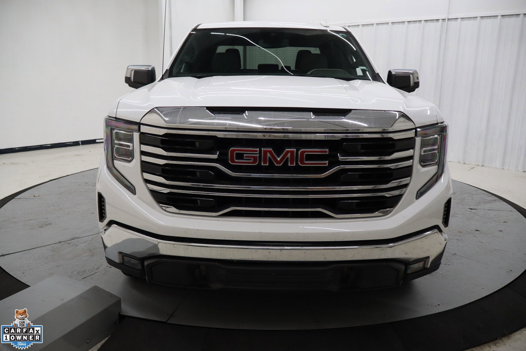 Used 2024 GMC Sierra 1500 SLT image 12