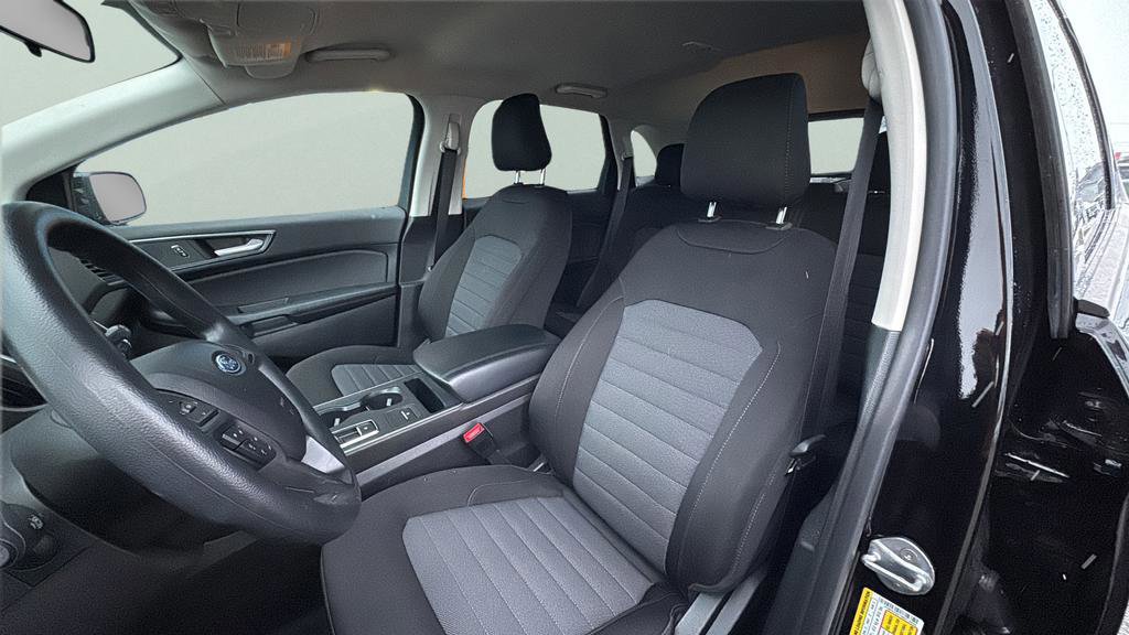 Certified 2024 Ford Edge SE w/ Black Appearance Package AWD/4WD image 15