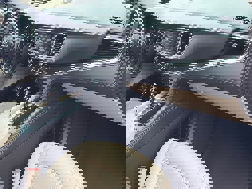 Used 2018 Buick Enclave Premium image 13