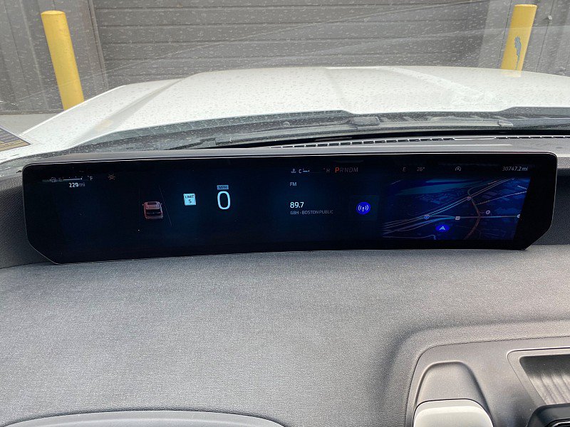 Certified 2025 Ford Expedition Active AWD/4WD image 18