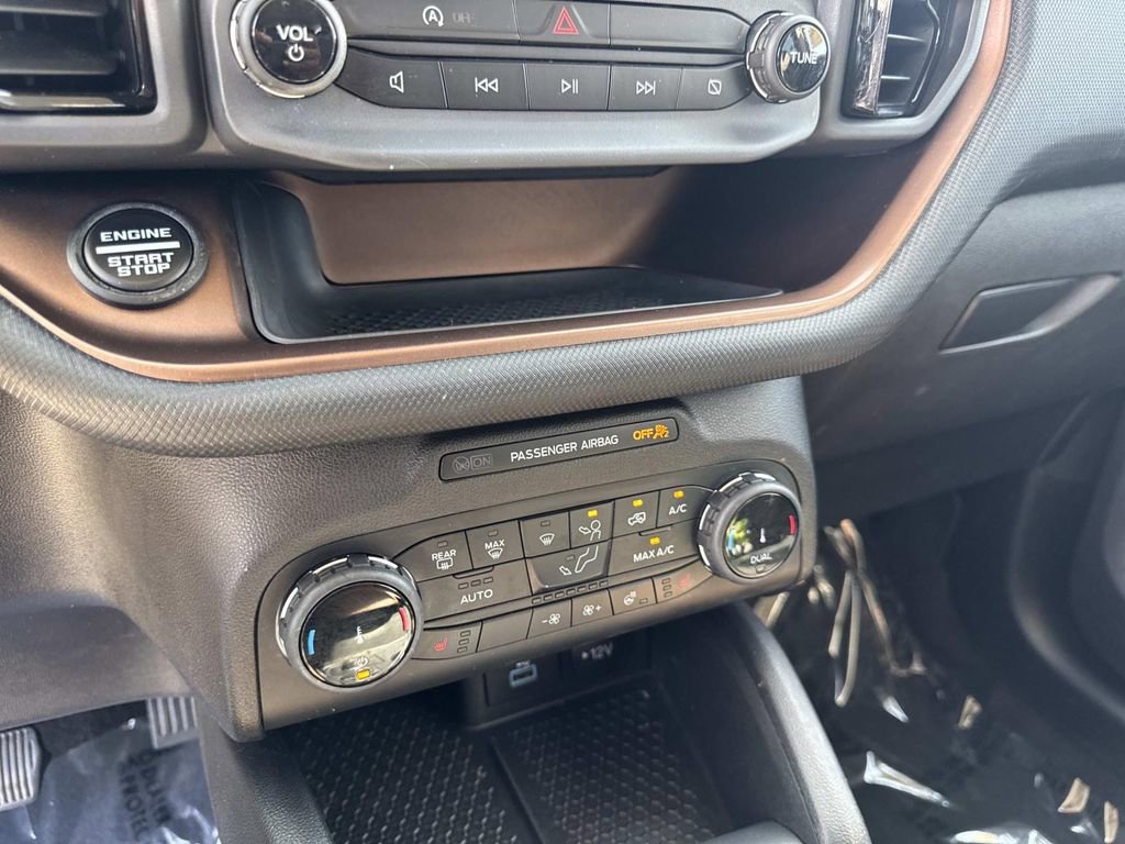Certified 2022 Ford Bronco Sport Outer Banks AWD/4WD image 28