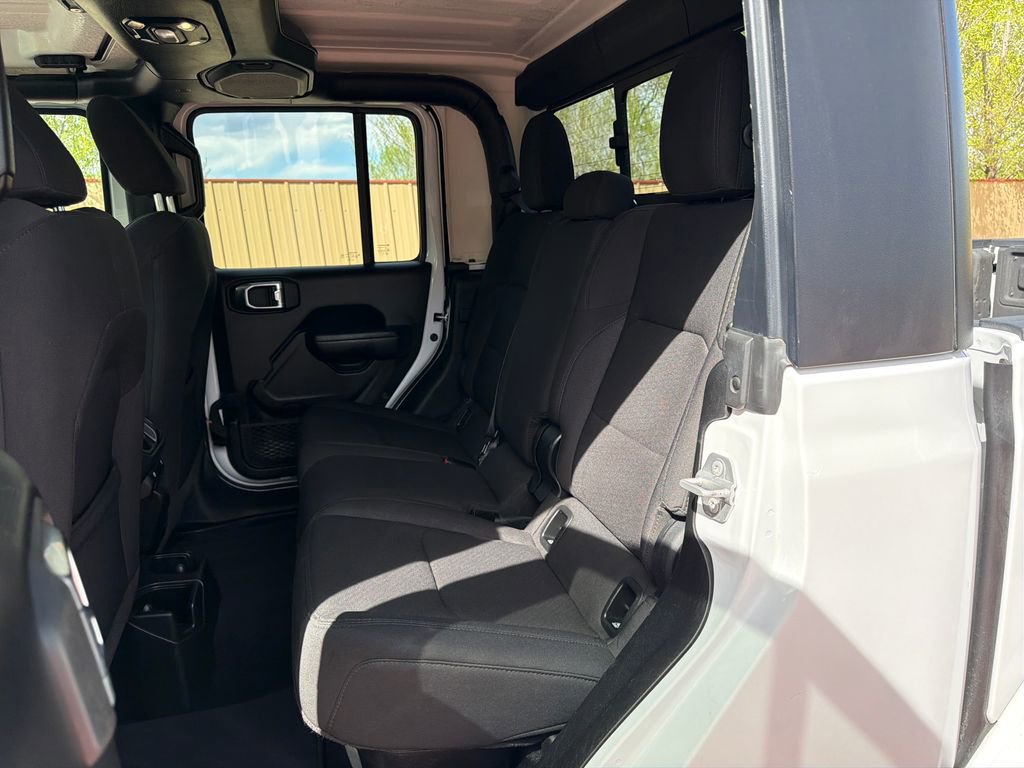 Used 2023 Jeep Gladiator Sport image 20
