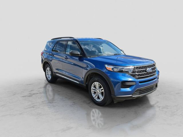 Certified 2023 Ford Explorer XLT w/ Class IV Trailer Tow Package AWD/4WD image 2