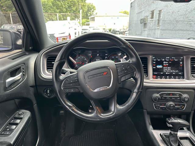 Used 2019 Dodge Charger SXT w/ Plus Group AWD/4WD image 8