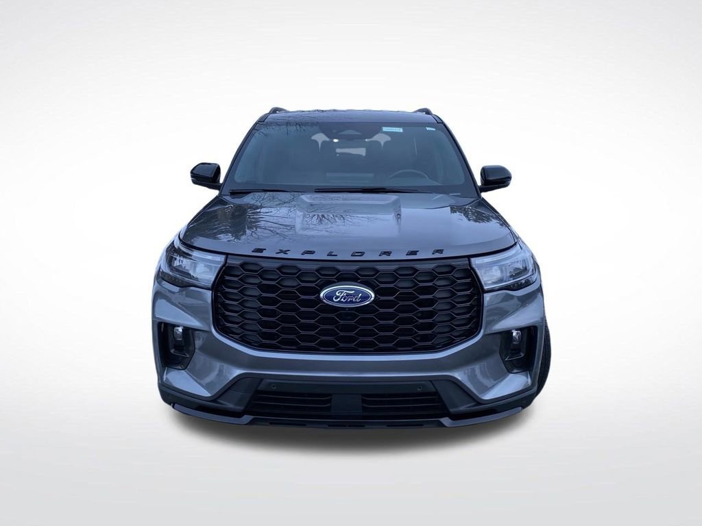 Certified 2025 Ford Explorer ST-Line image 15