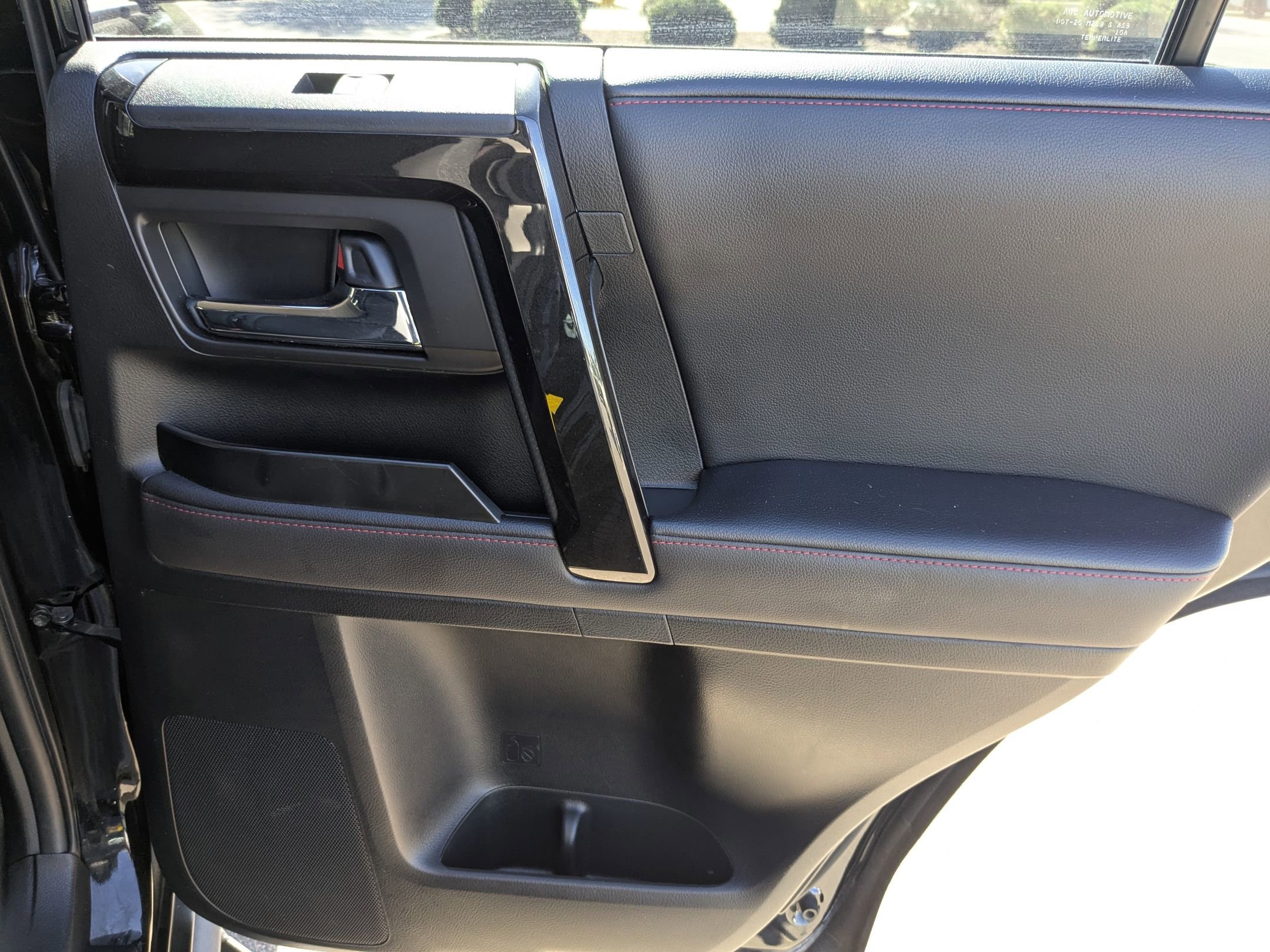 Used 2021 Toyota 4Runner Venture w/ Moonroof Package image 37