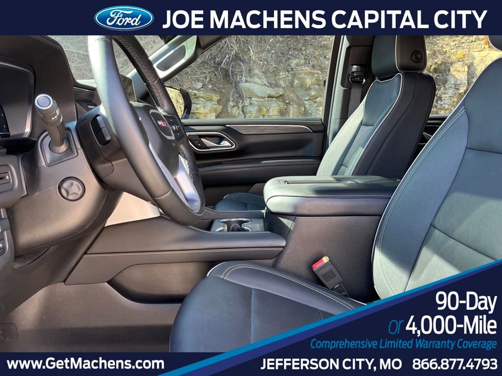 Used 2024 GMC Yukon SLT w/ SLT Luxury Package image 20